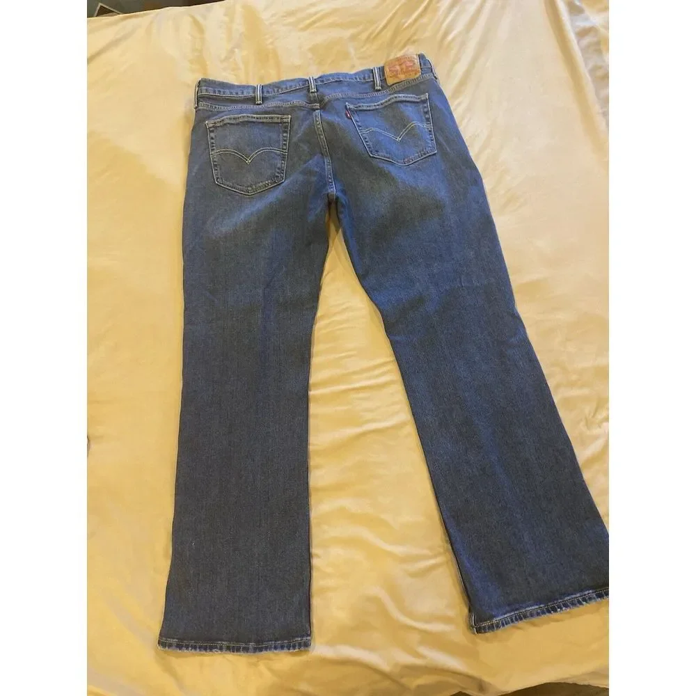 Levis elevate your